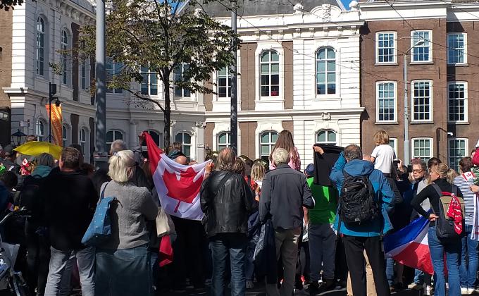 Dutch Flags and Maple Leaves: How Conspiracy Theories Created a Transnational Far-Right