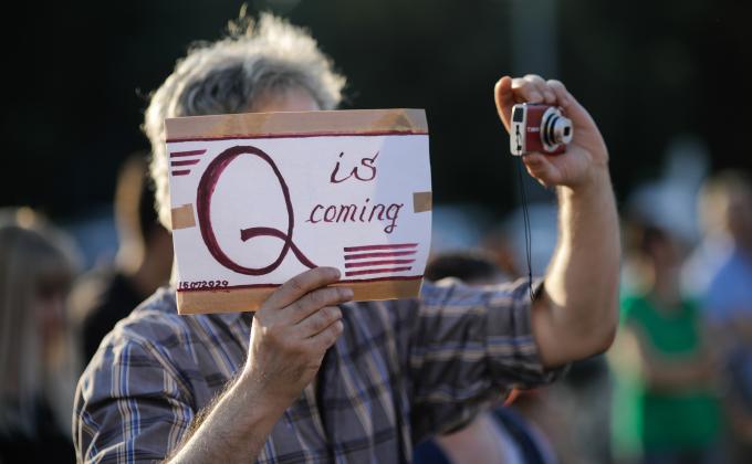 q
